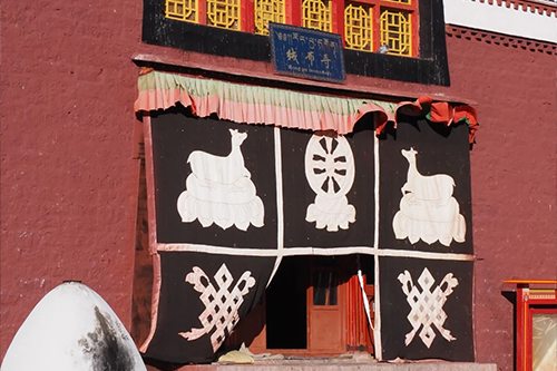Rongbuk Monastery